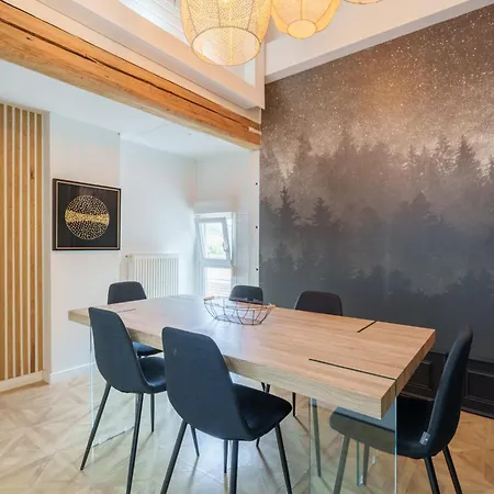 The White Forest - Proche Epinal Apartment *